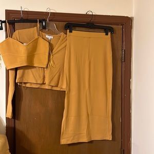 Gianni Bini 3 piece dress set. Stretch material with slide slit. Pencil skirt